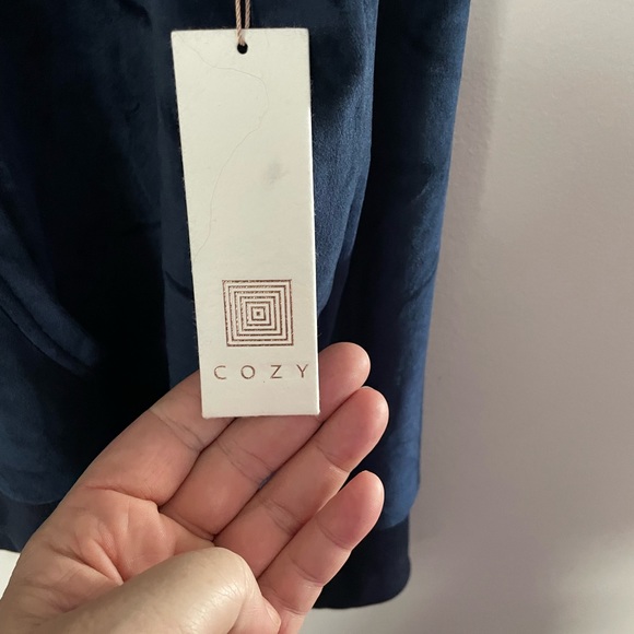 Lularoe Cozy Bethany Navy Velour Hoodie XL-NEW - Picture 4 of 6